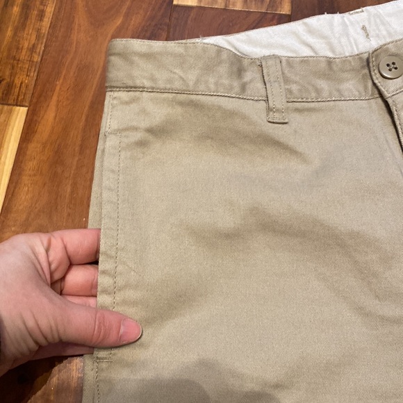 NWOT Boy’s Size 16 Cream Khaki Cotton GAP Pants with Stretch - Picture 6 of 6